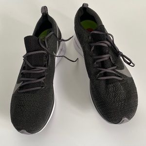 Nike Zoom Fly FK Flyknit Black Running Size 9